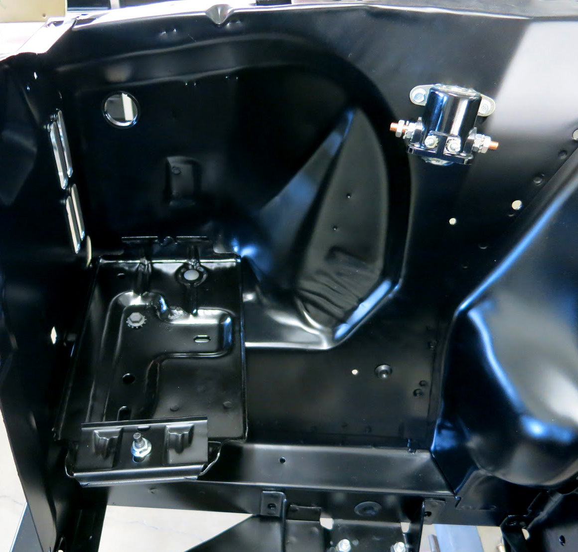 Mustang Battery Delete Panel image 3