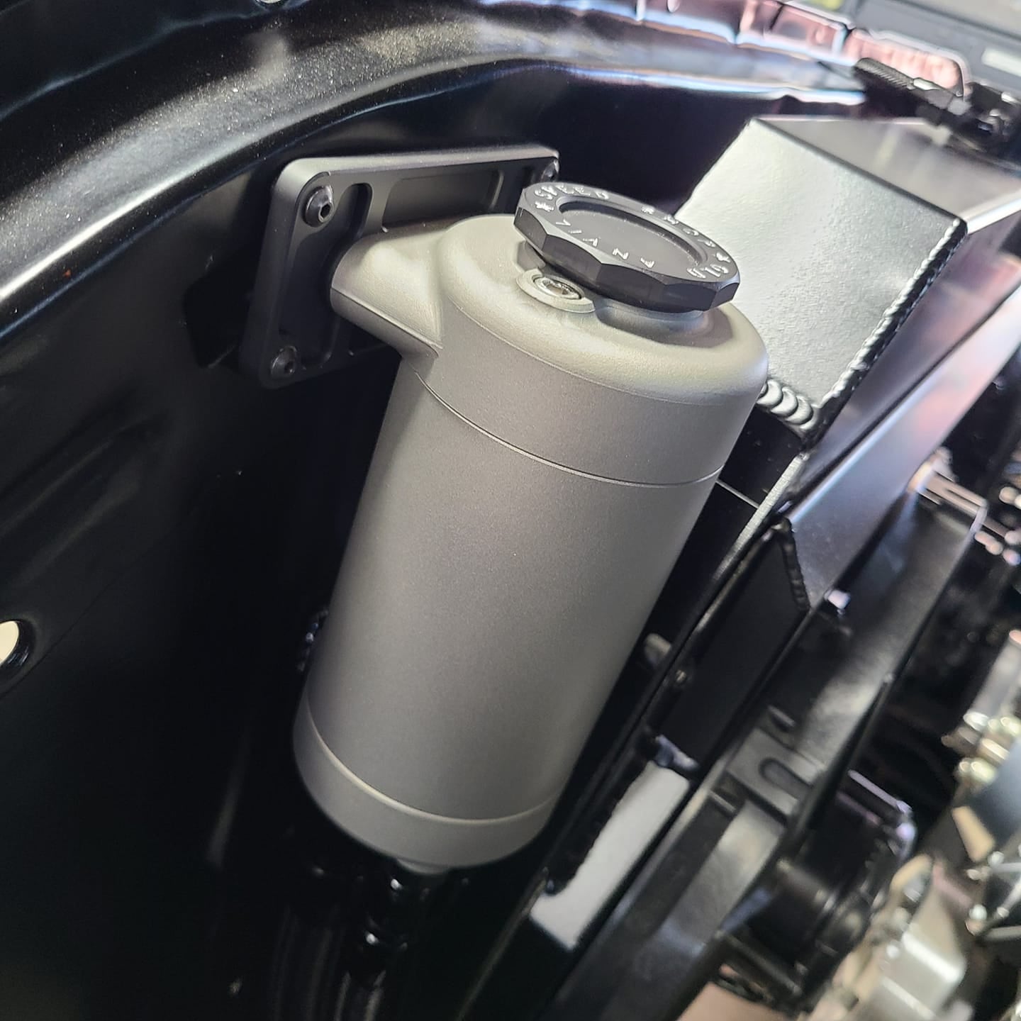 Coolant Overflow, Power Steering & Crankcase Tank Set image 3